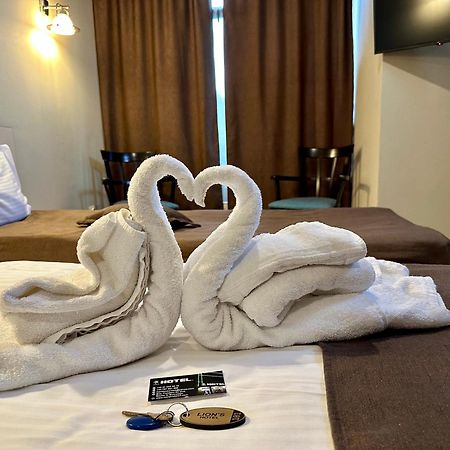 Lion'S Hotel Βουκουρέστι Εξωτερικό φωτογραφία