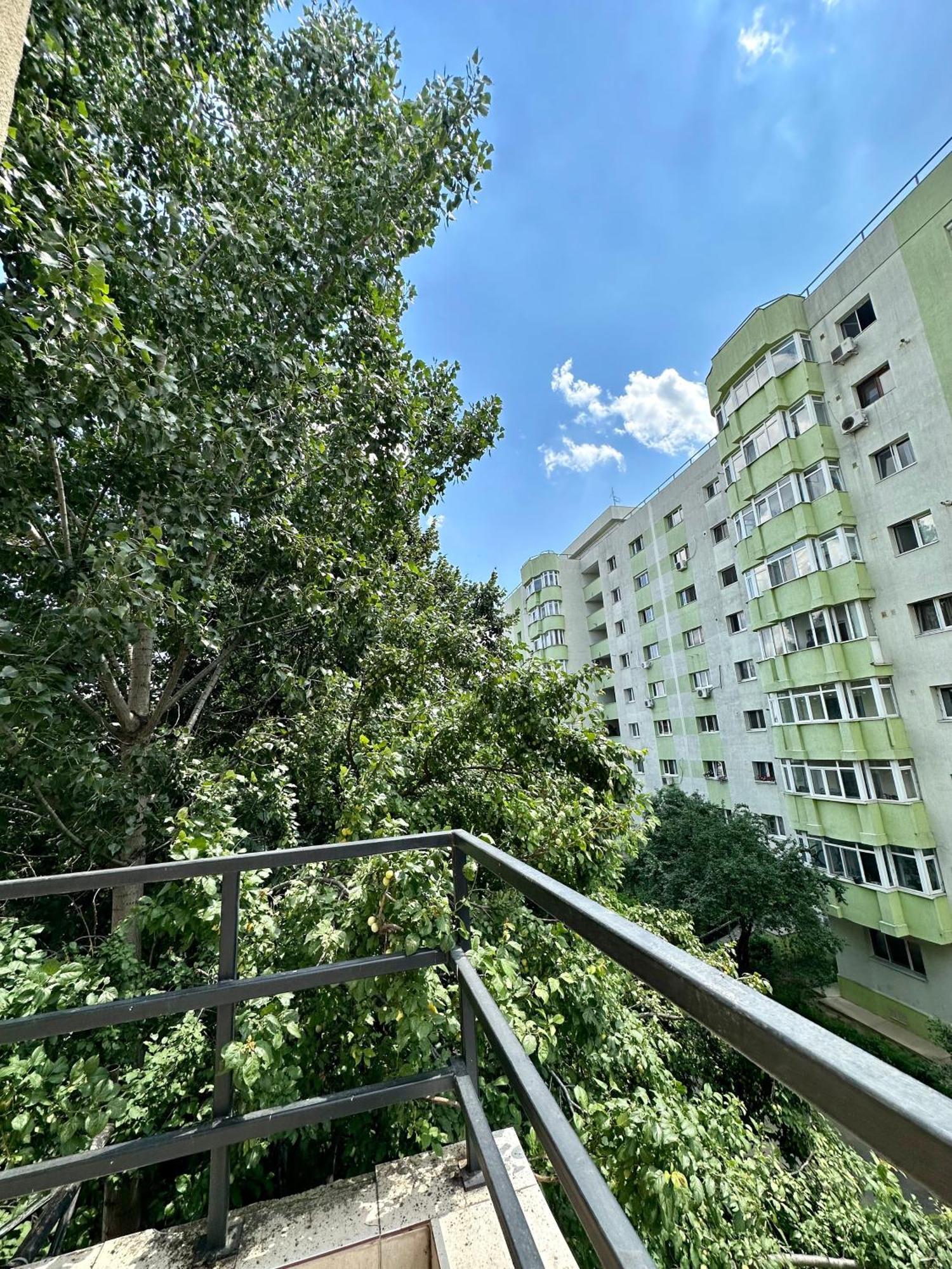 Lion'S Hotel Βουκουρέστι Εξωτερικό φωτογραφία
